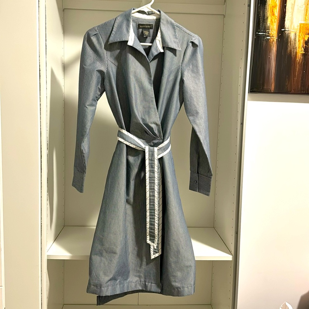 BANANA REPUBLIC DRESS SHIRT